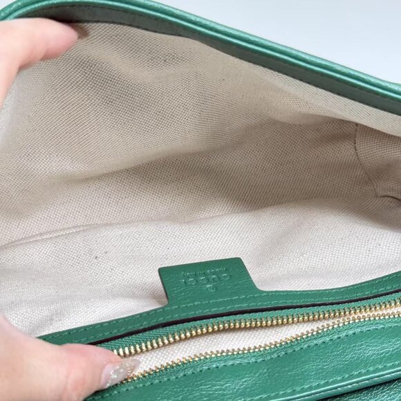 Gucci Green Medium Marmont Shoulder Bag Crossbody with Gold Chain Strap - Picture 9 of 9